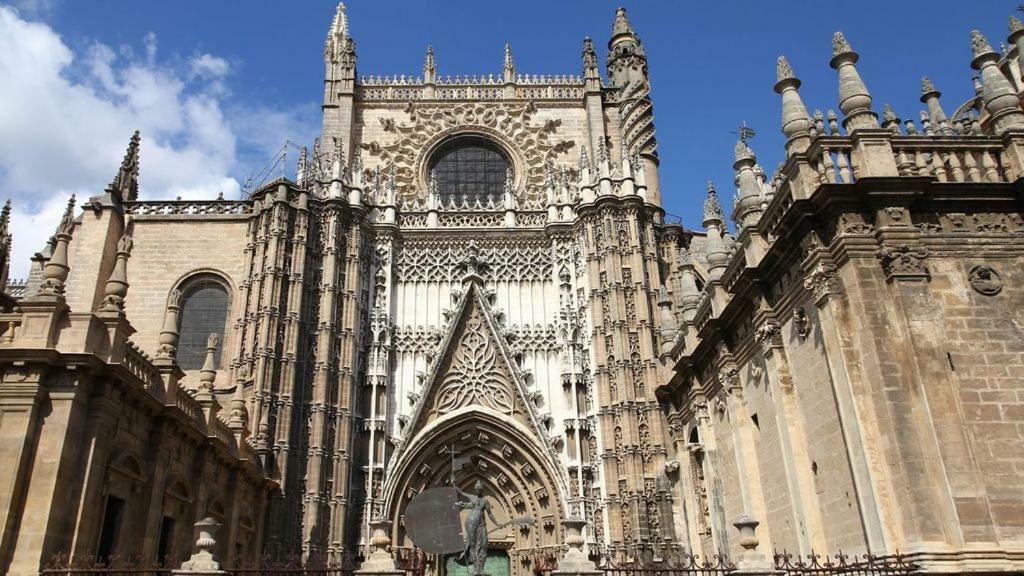 Loft Aire Sevilla Cathedral Exterior photo